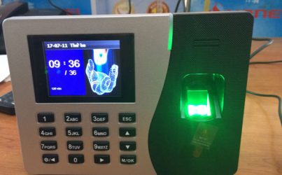 Mua máy chấm công