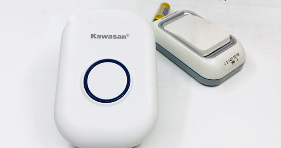 Nhằm đáp ứng nhu cầu của khách hàng về chuông cửa không dây, KAWASAN DB668A đã ra mắt một sản phẩm chất lượng và hiệu suất ổn định. Với tính năng mở khóa từ xa và tiêu chuẩn chống thấm nước, chiếc chuông này giúp bạn tiếp nhận khách hàng một cách dễ dàng và an toàn. Ngoài ra, thiết bị này còn có nhiều bản nhạc chuông đa dạng để bạn lựa chọn.