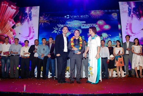 Vinh danh nhà phân phối Vantech lớn nhất năm 2014