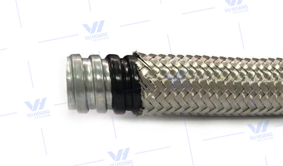 Ống ruột gà lõi thép bọc inox