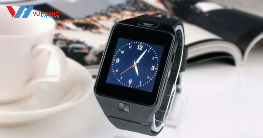 dong ho camera sieu mong quay dem