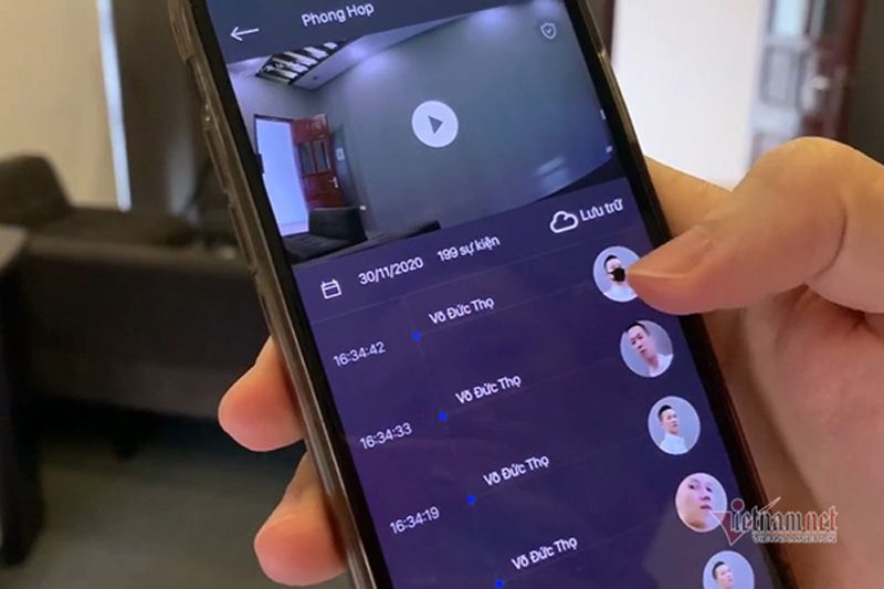 Thông tin về người ra vào sẽ được camera ghi lại.