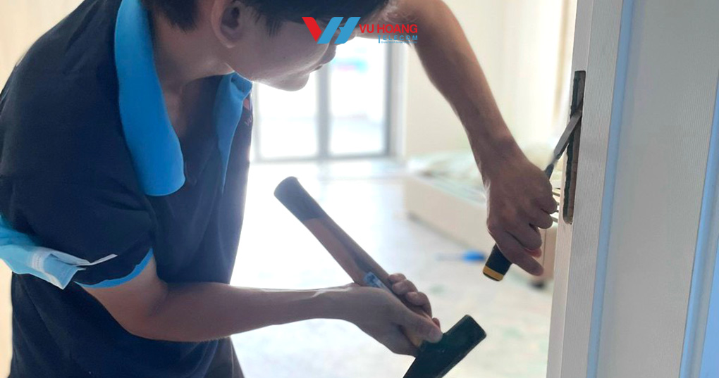 Các yếu tố ảnh hưởng đến giá lắp đặt khóa điện tử tại Nha Trang