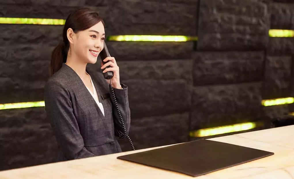 Tại Sao Khách Sạn Nhỏ Nên Chọn Điện Thoại IP Yealink?