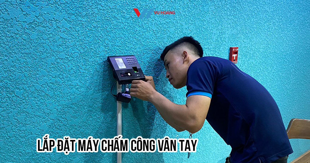 Lắp đặt máy chấm công vân tay tại Vũ Hoàng Telecom