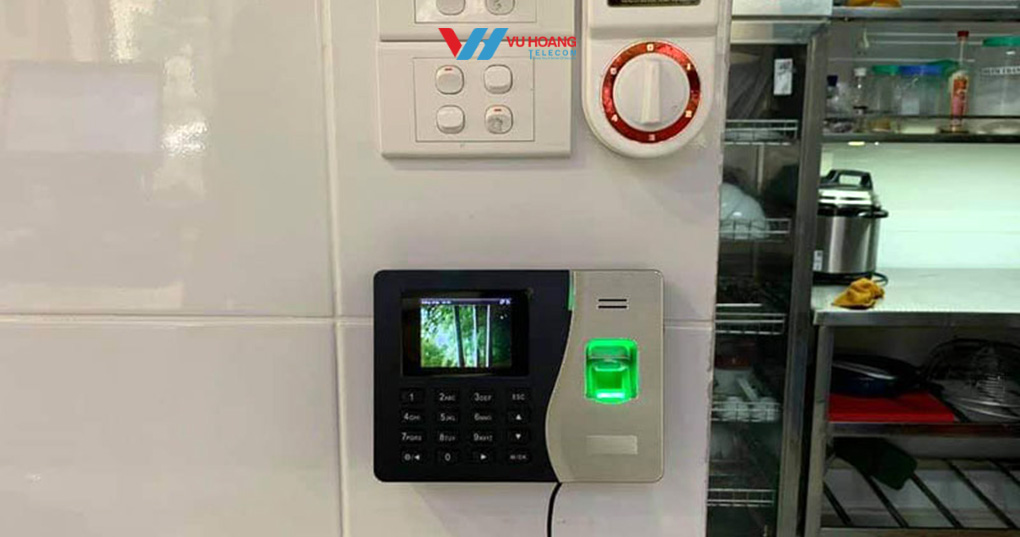 Tiêu chí chọn máy chấm công cho nhà hàng