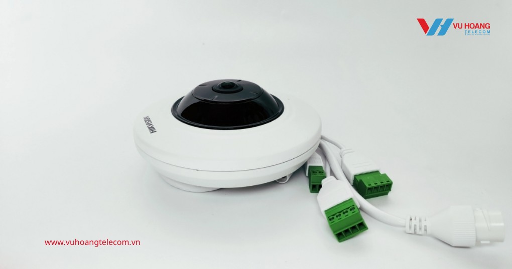 Camera HIKVISION DS-2CD2955G0-ISU Fisheye 5MP, góc 180°, WDR 120dB, AI, 256GB